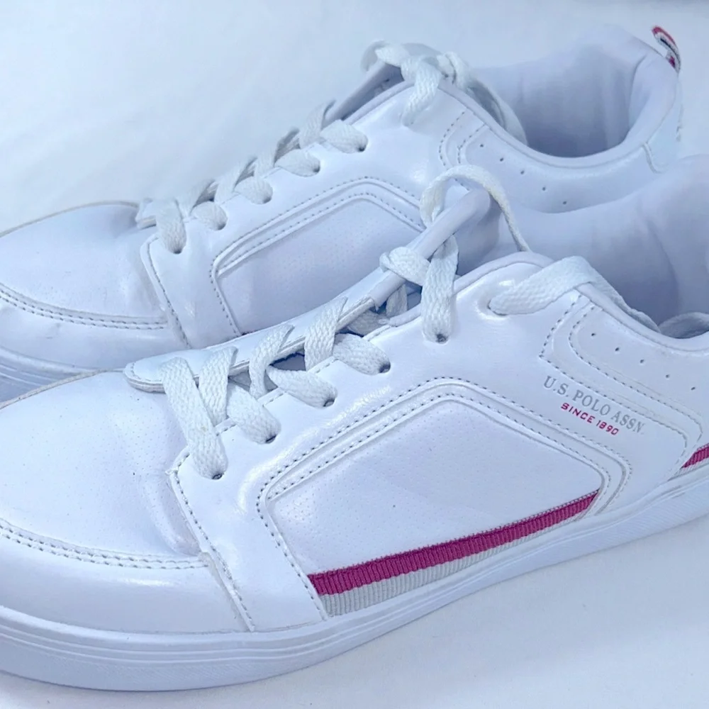 U S Polo ASSN.‎ White Faux Leather Shoes 9 Men